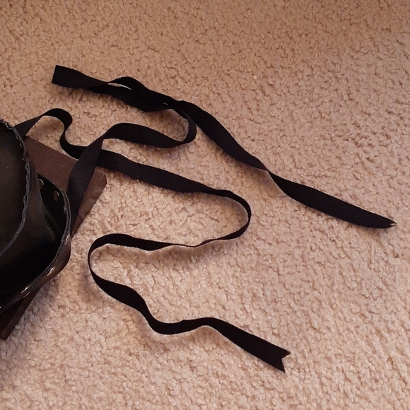 Tiny top hat - Picture 4 of 5